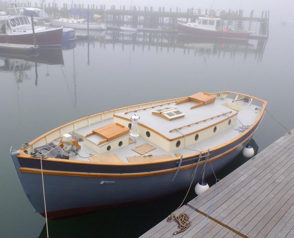 33ft-English-style-Gaff-Cutter-1